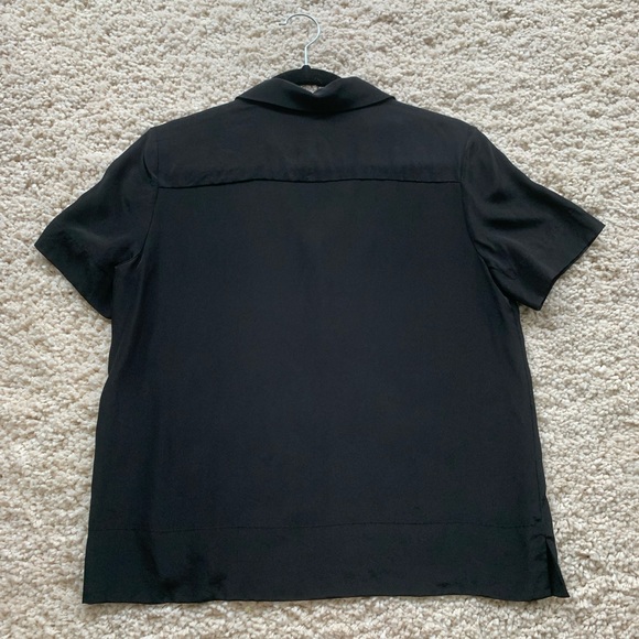 Black lilysilk silk short sleeve blouse - Picture 4 of 5